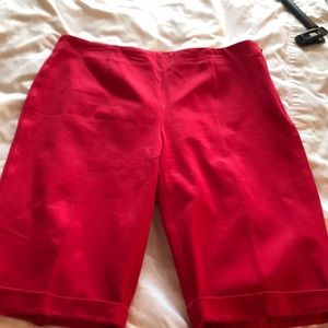 Red Capris